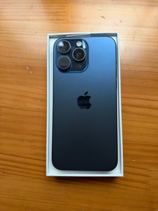 iPhone 15 Pro Max azul titanio perfecta condicion
