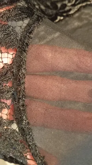 Pieza bordada antigua.