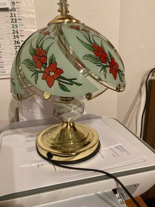 Lampada da tavolo vintage floreale