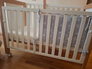 Cuna Micuna madera osito blanca