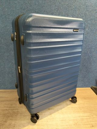 Set de dos maletas Amazon Basics Maleta Rígida