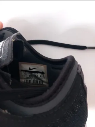 Zapatillas Nike Flex Adapt Negras y Blancas