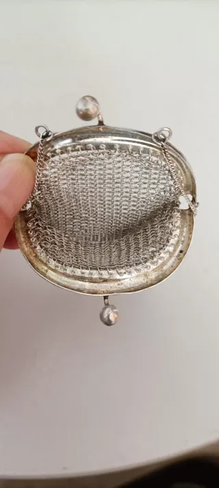 Antiguo Monedero Art Nouveau.