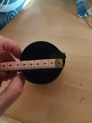 Cola de escape negra