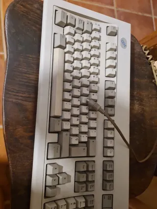 Teclado Mecánico IBM Beige