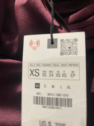 Mono fiesta Zara satén púrpura