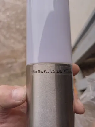 Applique da esterno in metallo e plastica