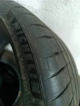 Michelin Pilot Sport 4S 265/30R19 93Y