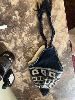 Gorro de invierno tejido para niño/a