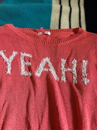 Camiseta de punto rosa