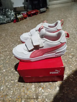Zapatillas Puma Niña Blancas y Rosas