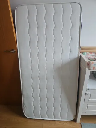 Colchón 80x160 cm + Colcha de verano de dinosaurio