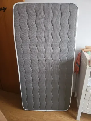 Colchón 80x160 cm + Colcha de verano de dinosaurio