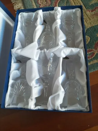 Set di 6 calici d'acqua con incisione cristallina