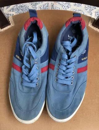 Zapatillas Jhayber Azul y Rojo Talla 42