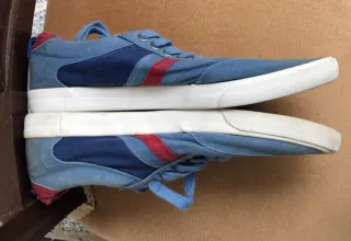 Zapatillas Jhayber Azul y Rojo Talla 42