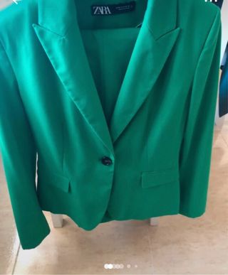 Traje chaqueta Zara verde