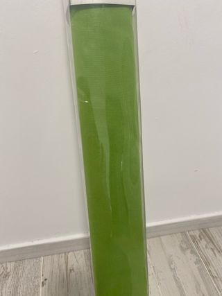 Tenda a rullo verde in tessuto