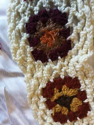 Bufanda Crochet Hecha a Mano 2m + Flecos