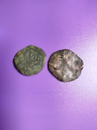 Monedas cortadillo españolas antiguas resello