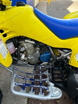 Suzuki LTZ 400 Amarillo