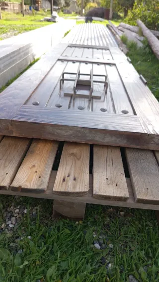 Puertas madera maciza antiguas