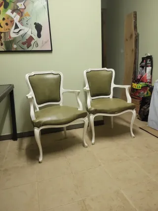 2 Sillas Vintage Cuero y Madera