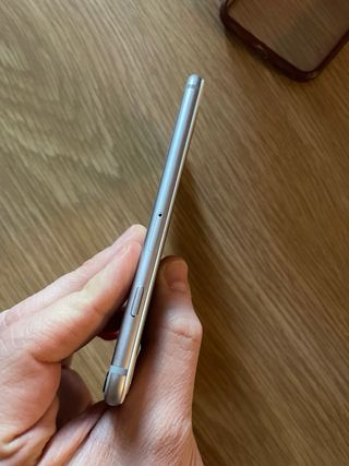 iPhone 6 32GB funziona ma lo vendo per Ricambi