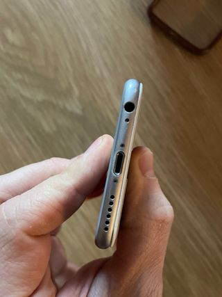 iPhone 6 32GB funziona ma lo vendo per Ricambi