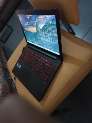 Portátil Gaming ASUS ROG REPUBLIC