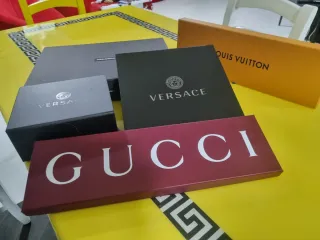 Scatole firmate originali Gucci, Versace, LV