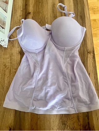 Camiseta interior con sujetador