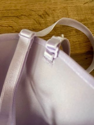 Camiseta interior con sujetador