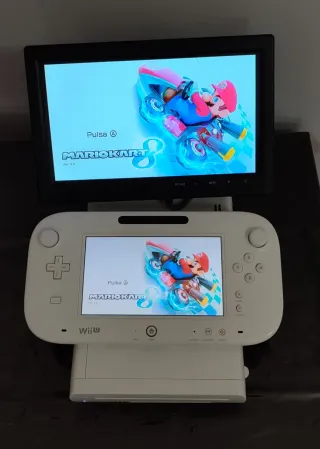 Wii U 32 GB Blanca*