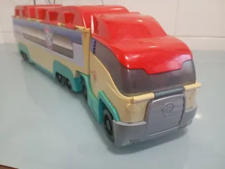 Camión Patrulla Canina