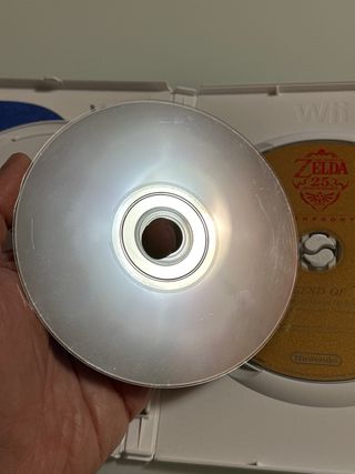 NINTENDO WII THE LEGEND OF ZELDA SKYWARD SWORD