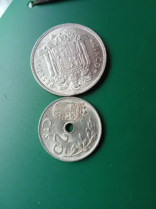 Moneda antigua Franco 1945
