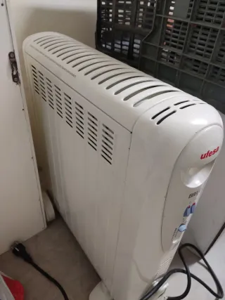 Estufa radiador Ufesa blanco