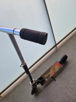 Patinete de dos ruedas