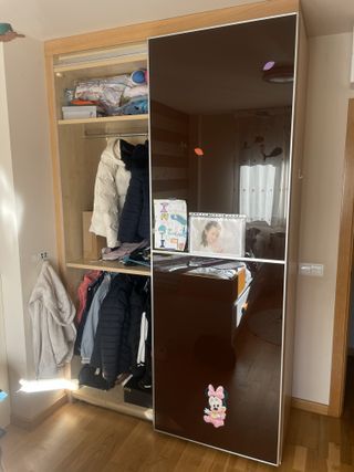 Cama infantil, Armario y mesillas de noche