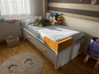 Cama infantil, Armario y mesillas de noche