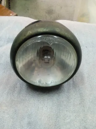 Faro moto clásica Ossa Montesa Artes