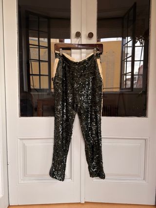 Pantalón lentejuelas verde Zara