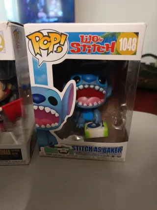 Funko Pop Wonder Woman y Stitch