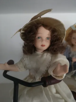 Passeggino Mini per Bambole PORCELA FINA BISCUIT Vinta