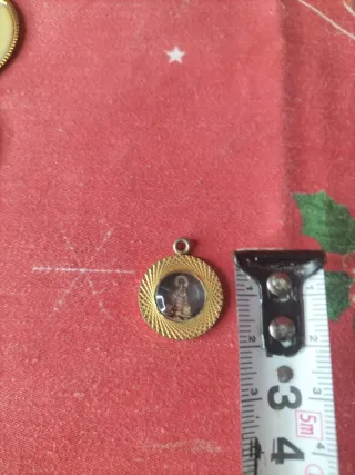 Lote 5 medallas religiosas