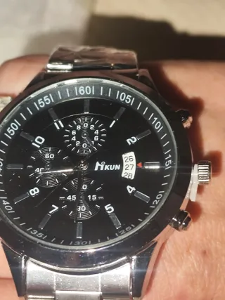 Reloj HKUN Hombre Negro y Plateado