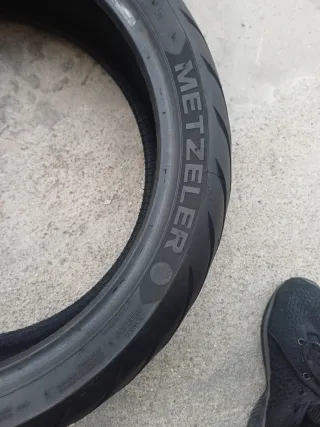 Neumático Metzeler Roadtec 01