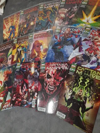 Capitana Marvel cómics grapa 1 al 14