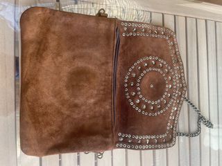 Bolso Antelina Marrón con Tachuelas